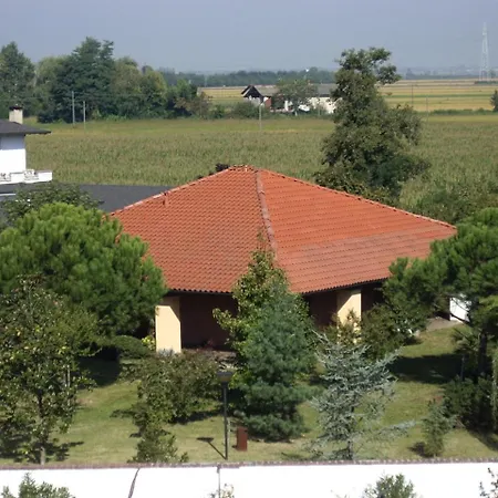 فندق مبيت وإفطار Casa Vincenti B&B 3*